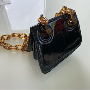 Tortoise Chain Shoulder Bag